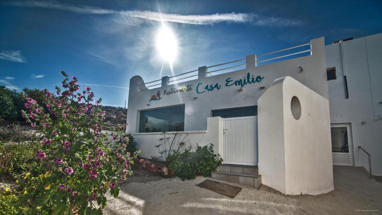 Hostal Casa Emilio Almeria Luaran gambar