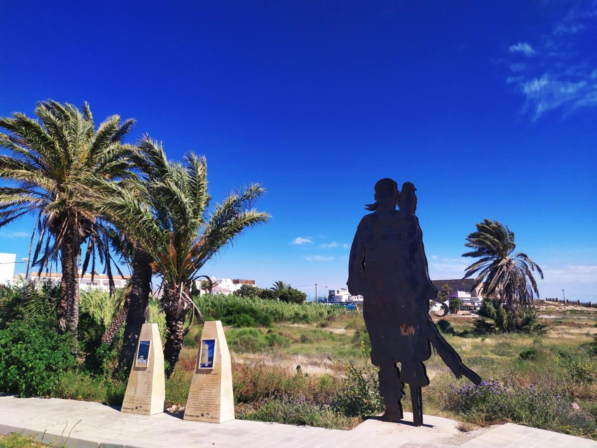 Hostal Casa Emilio Almeria Luaran gambar