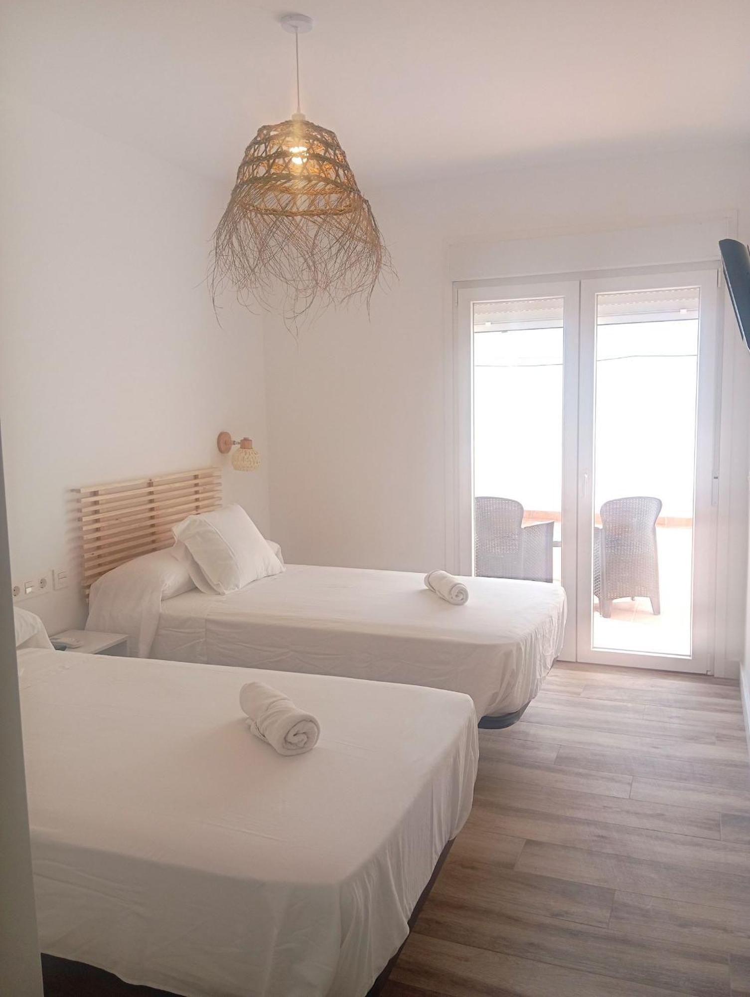 Hostal Casa Emilio Almeria Luaran gambar