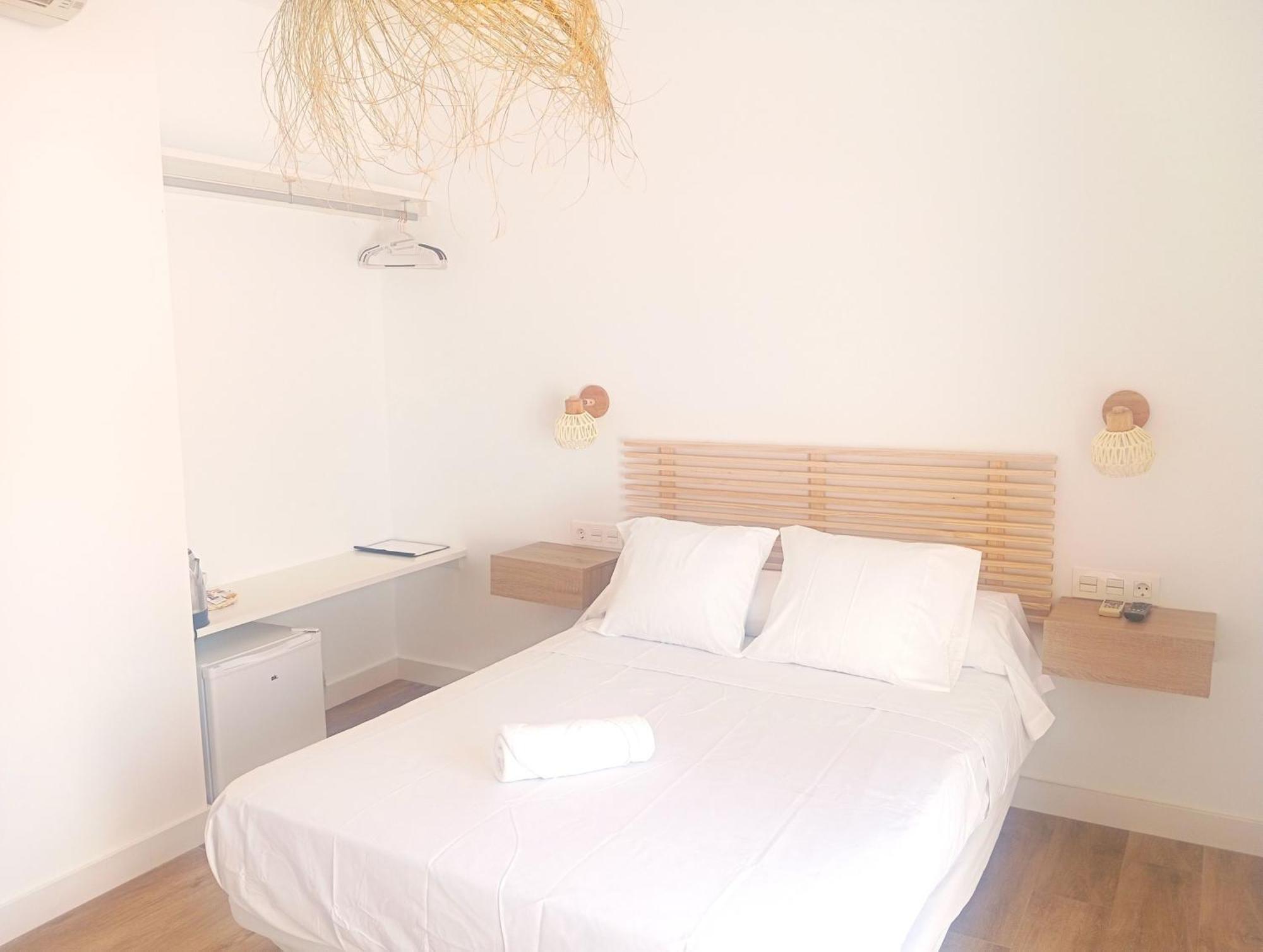 Hostal Casa Emilio Almeria Luaran gambar