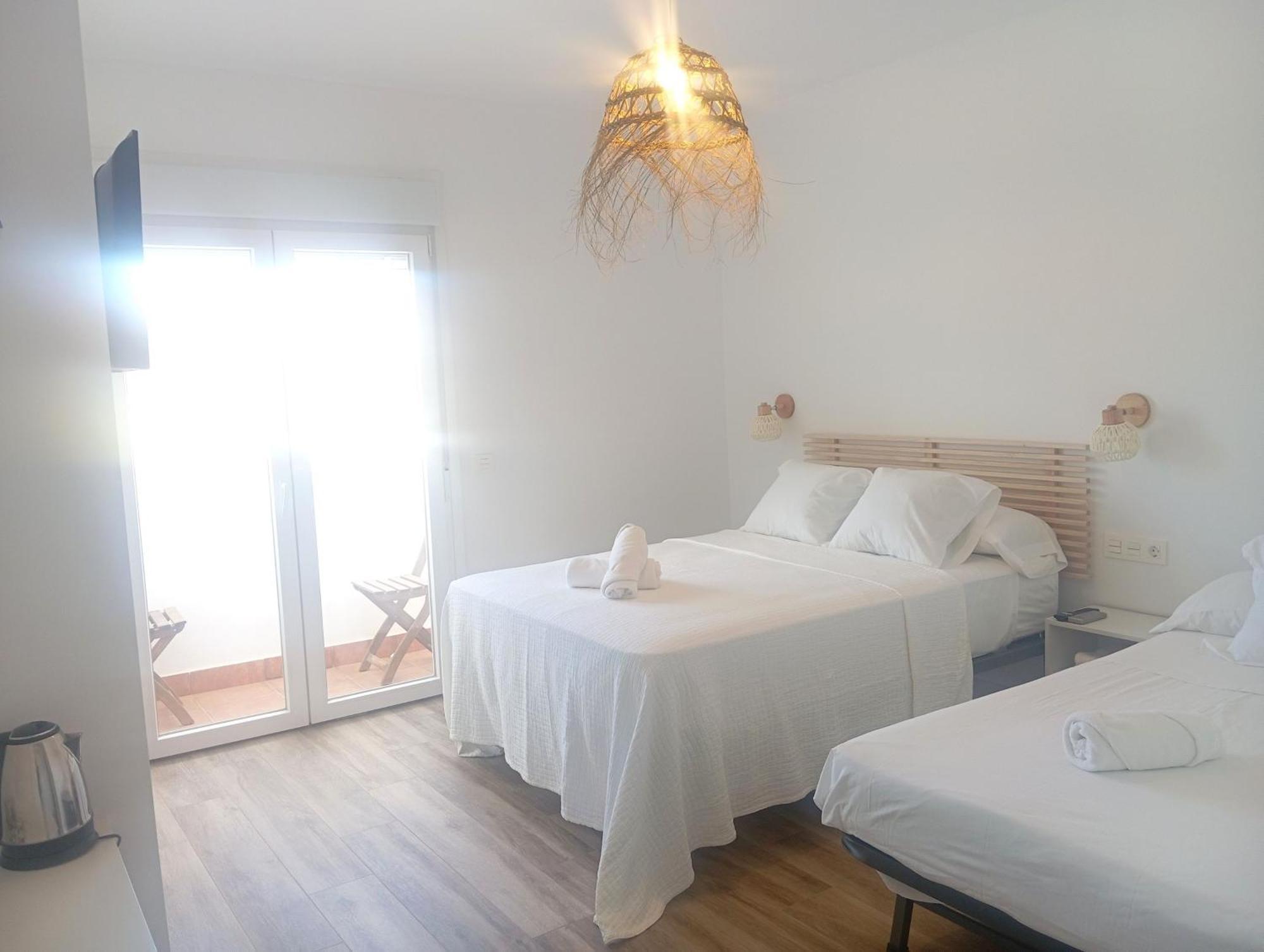 Hostal Casa Emilio Almeria Luaran gambar
