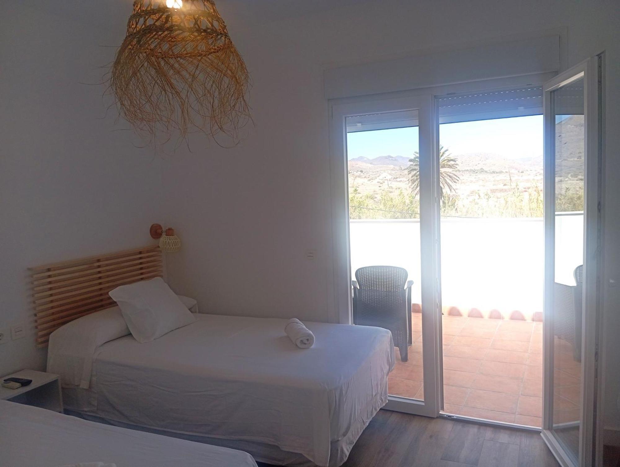 Hostal Casa Emilio Almeria Luaran gambar
