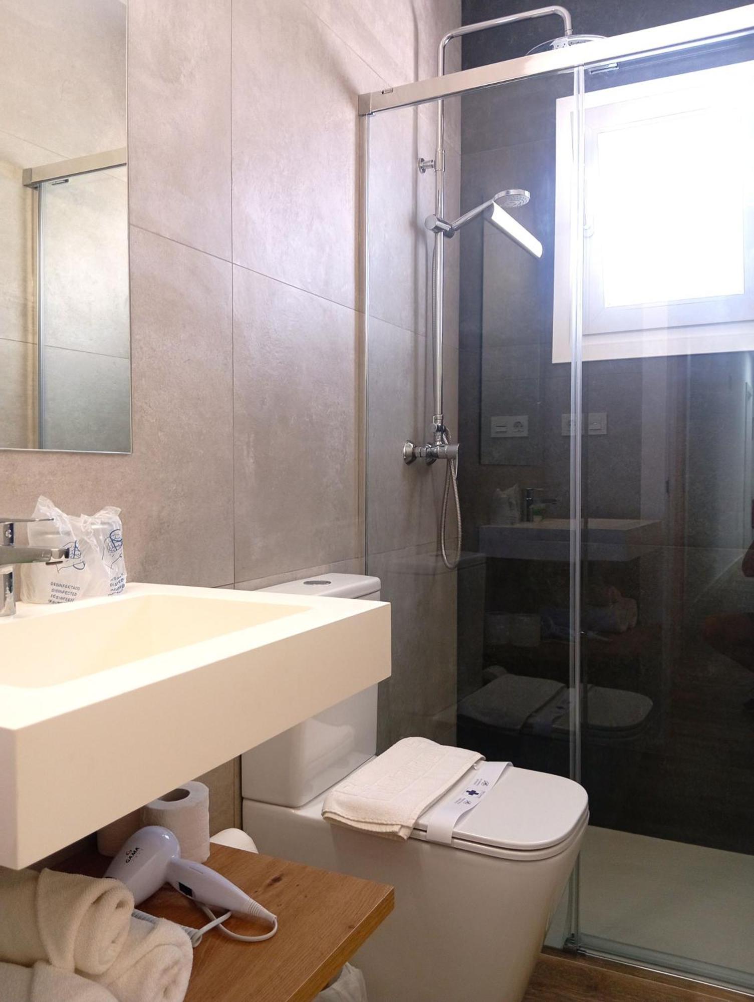 Hostal Casa Emilio Almeria Luaran gambar